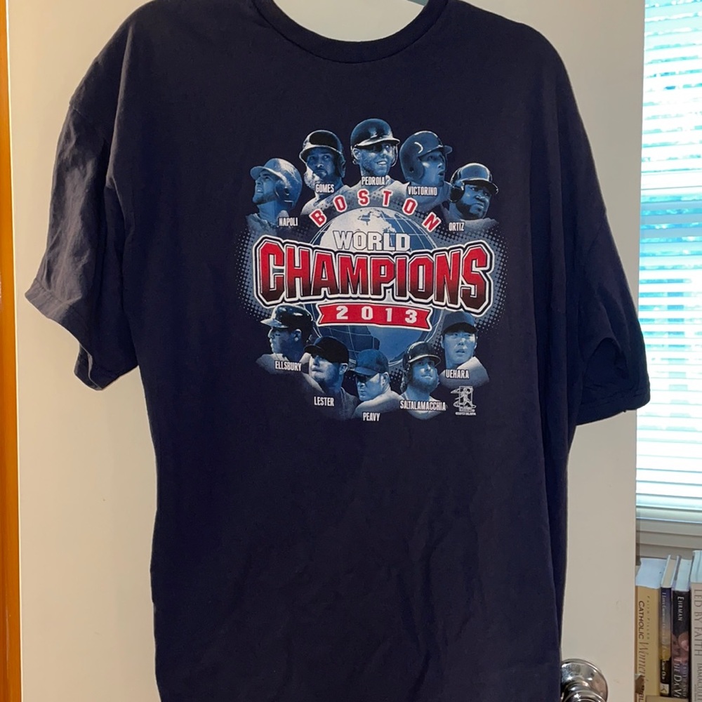 Red Sox 2013 navy T shirt